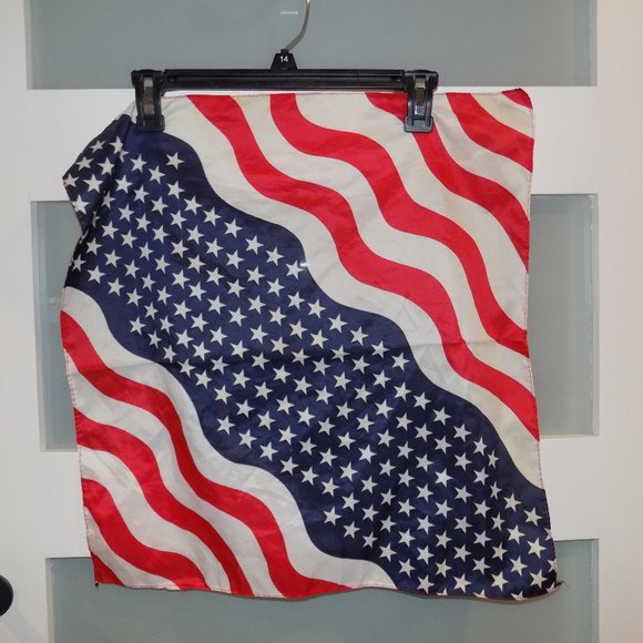 20" Wavy American Flag Bandana Handkerchief Scarf 100% Cotton Made In The USA - Picture 4 of 6